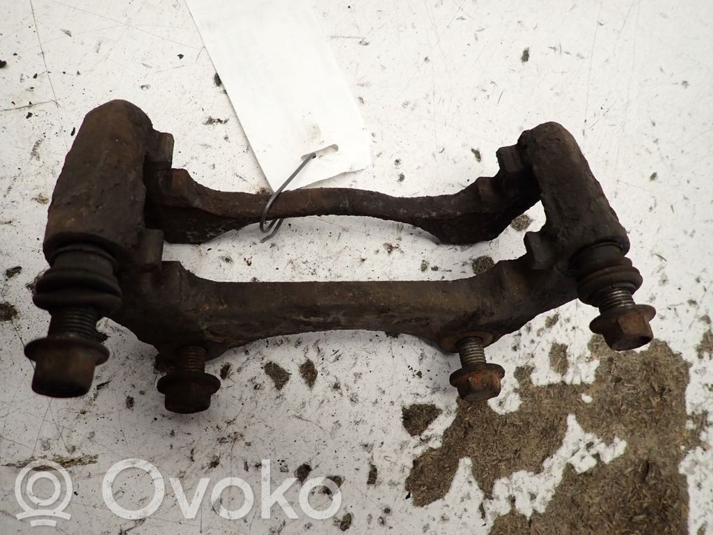 Jeep Patriot Supporto della pinza del freno anteriore