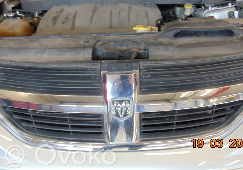Dodge Journey Front bumper lower grill 