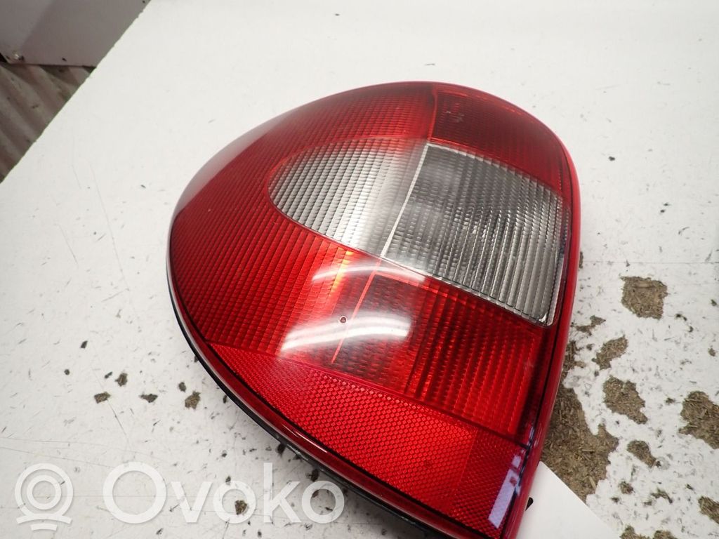 Lampa tylna   4857307AB,16602098L