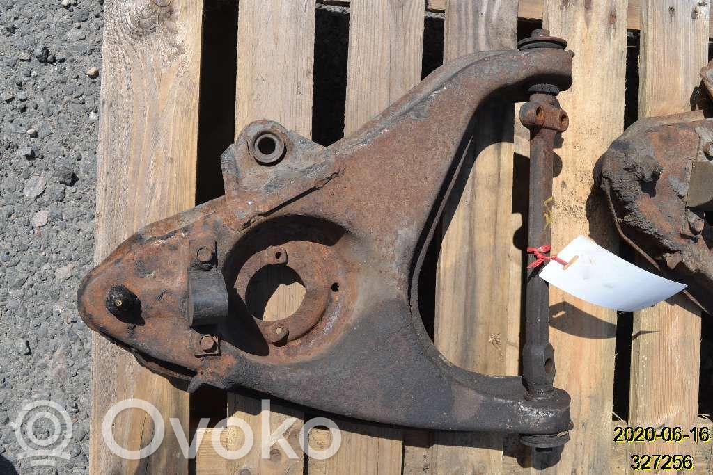 Front lower control arm/wishbone   51200527L