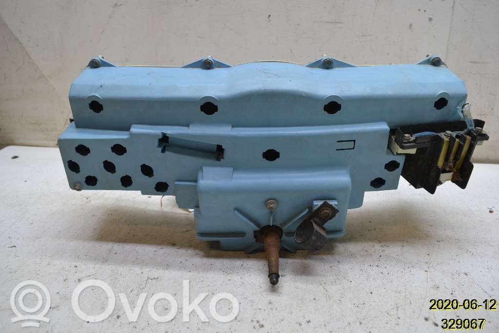 Spidometrs (instrumentu panelī)   25700624