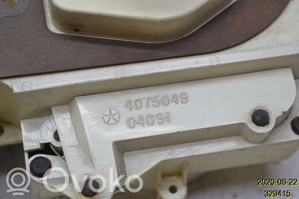 Dodge VAN B200 - 250 Geschwindigkeitsmesser Cockpit 