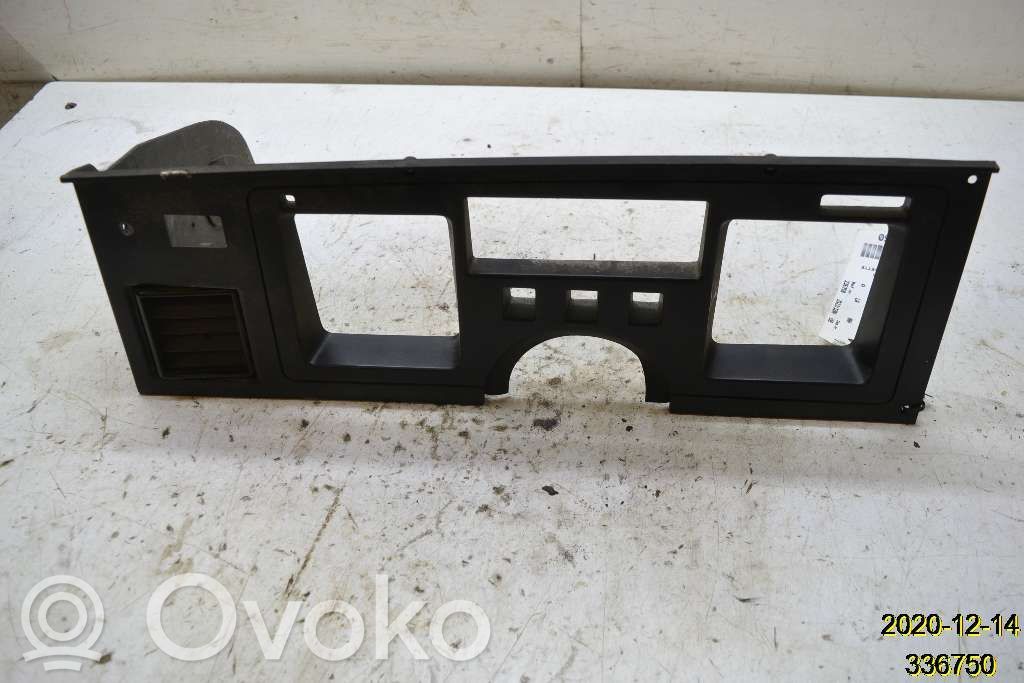 Dashboard trim