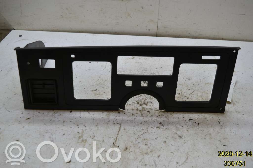 Dashboard trim