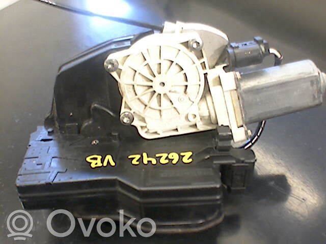 Motor de bloqueo de puertas   51227202127