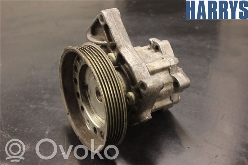 Volvo S80 Ohjaustehostimen pumppu 