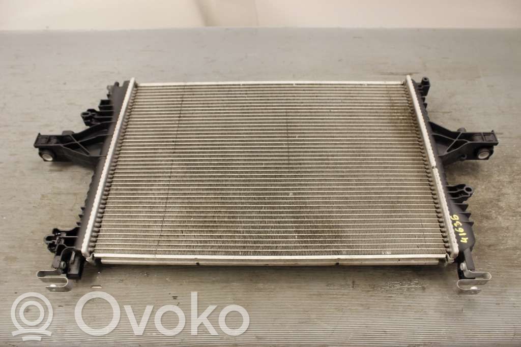 Volvo V70 Coolant radiator 