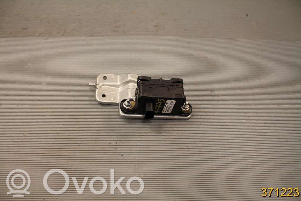 Acceleration sensor   31341170