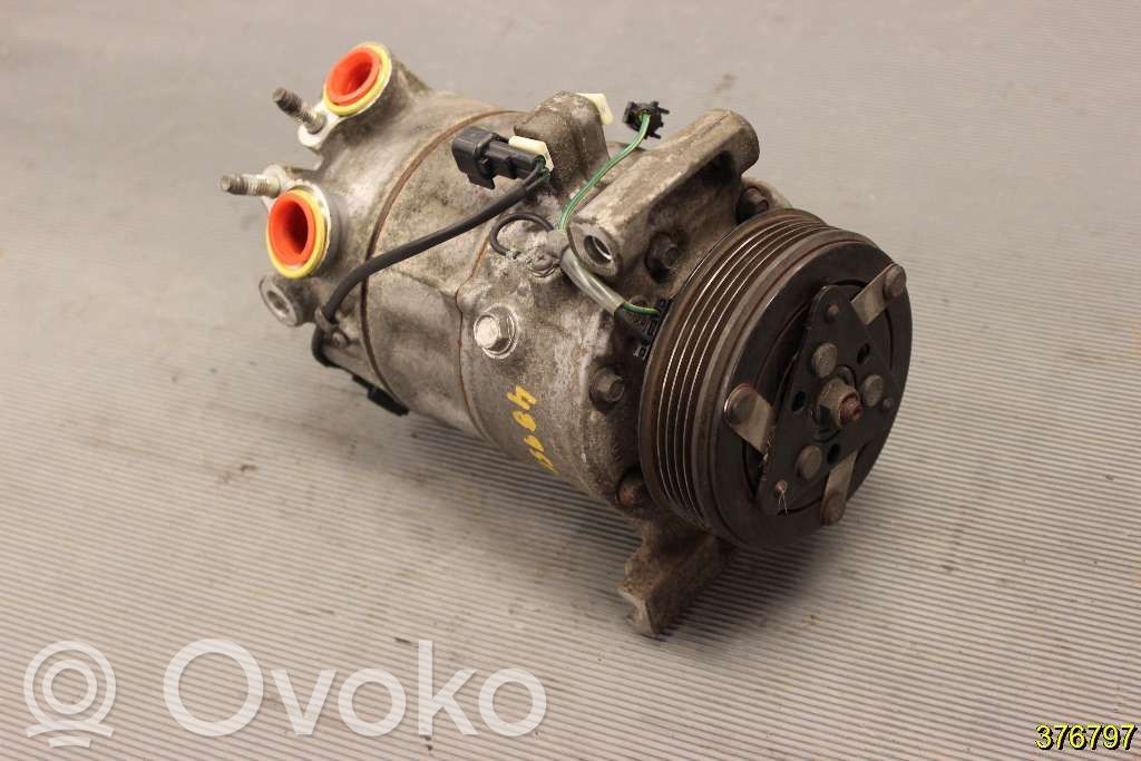 Volvo V70 Kompresor / Sprężarka klimatyzacji A/C 