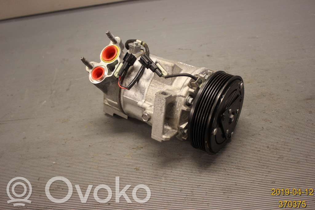 Volvo XC90 Air conditioning (A/C) compressor (pump) 