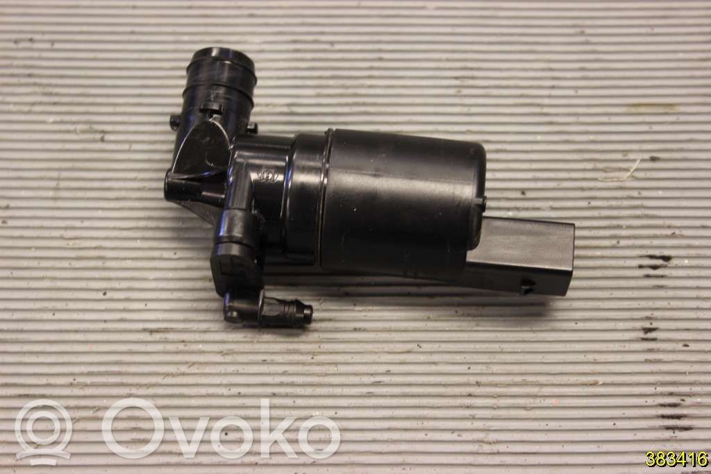 Volvo S60 Windscreen/windshield washer pump 