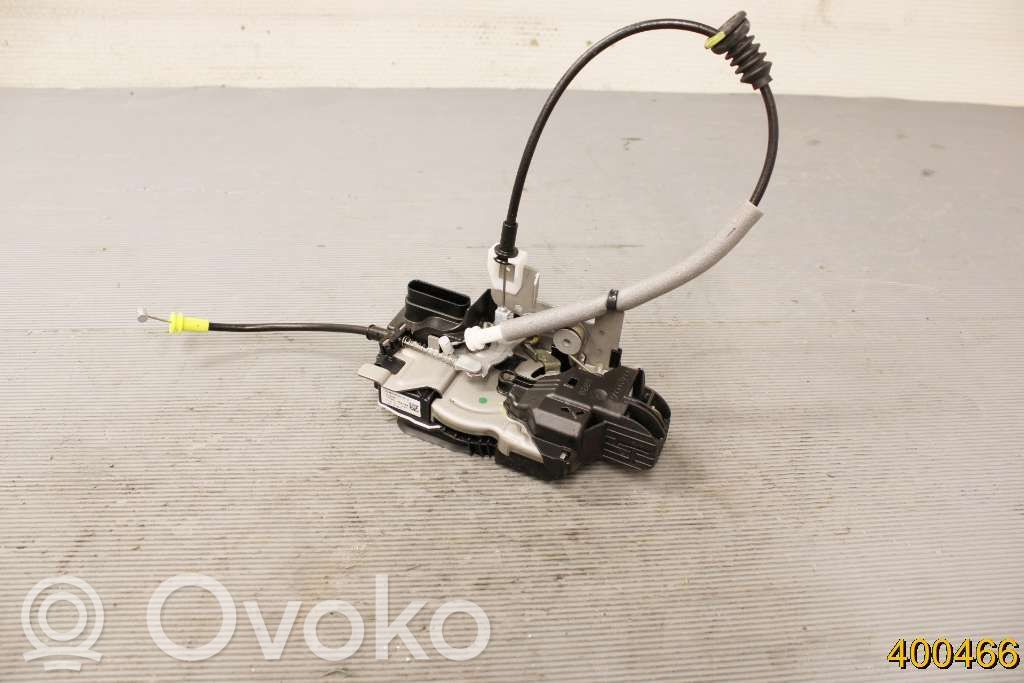 Volvo XC40 Keskuslukituksen moottori 
