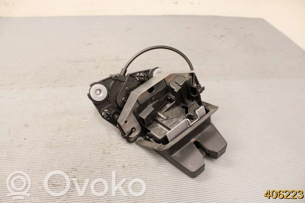 Volvo XC90 Loading door lock 