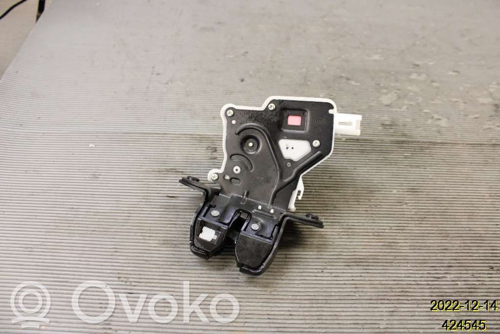 Loading door lock   905024EA1A