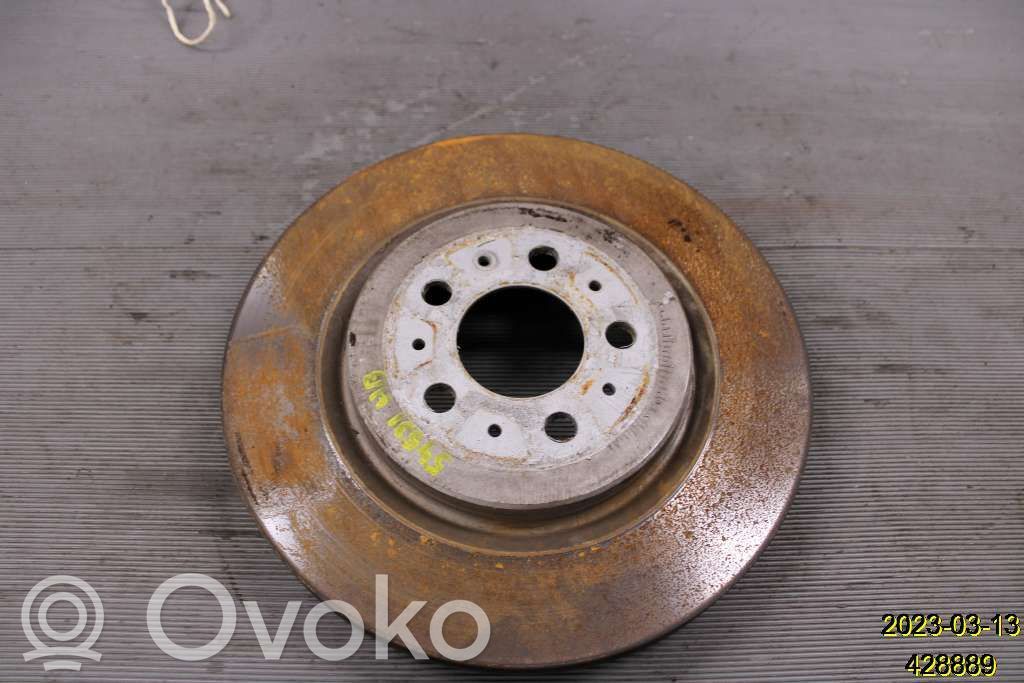 Volvo S60 Takajarrulevy 