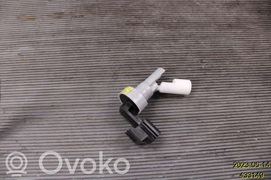 Volvo V60 Windshield washer fluid level sensor 