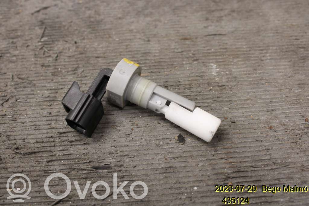 Volvo V60 Windshield washer fluid level sensor 