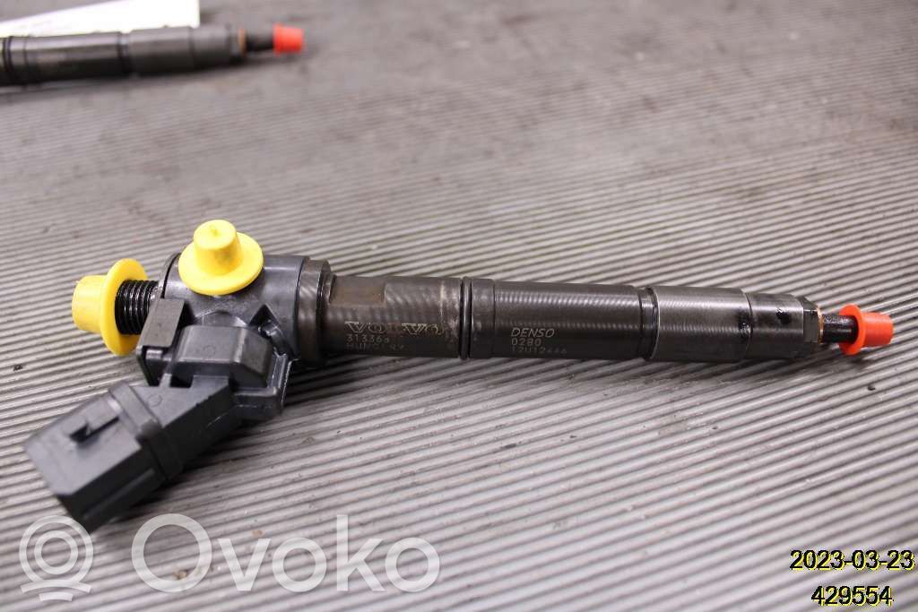 Volvo V70 Inyector de combustible 