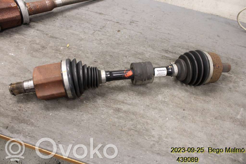 Volvo XC90 Półoś przednia 