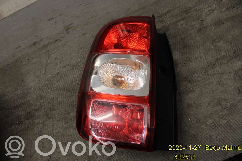 Rear/tail lights