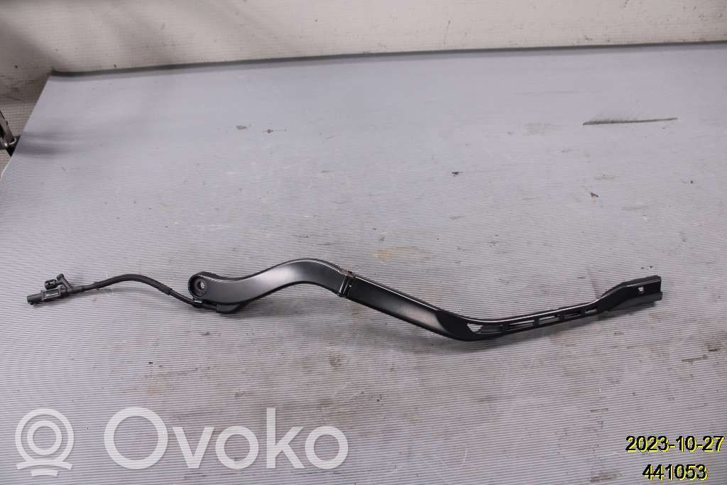 Volvo XC90 Braccio della spazzola tergicristallo anteriore 