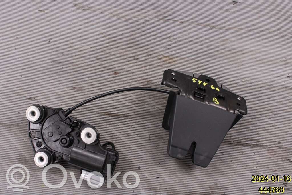 Volvo XC90 Loading door lock 