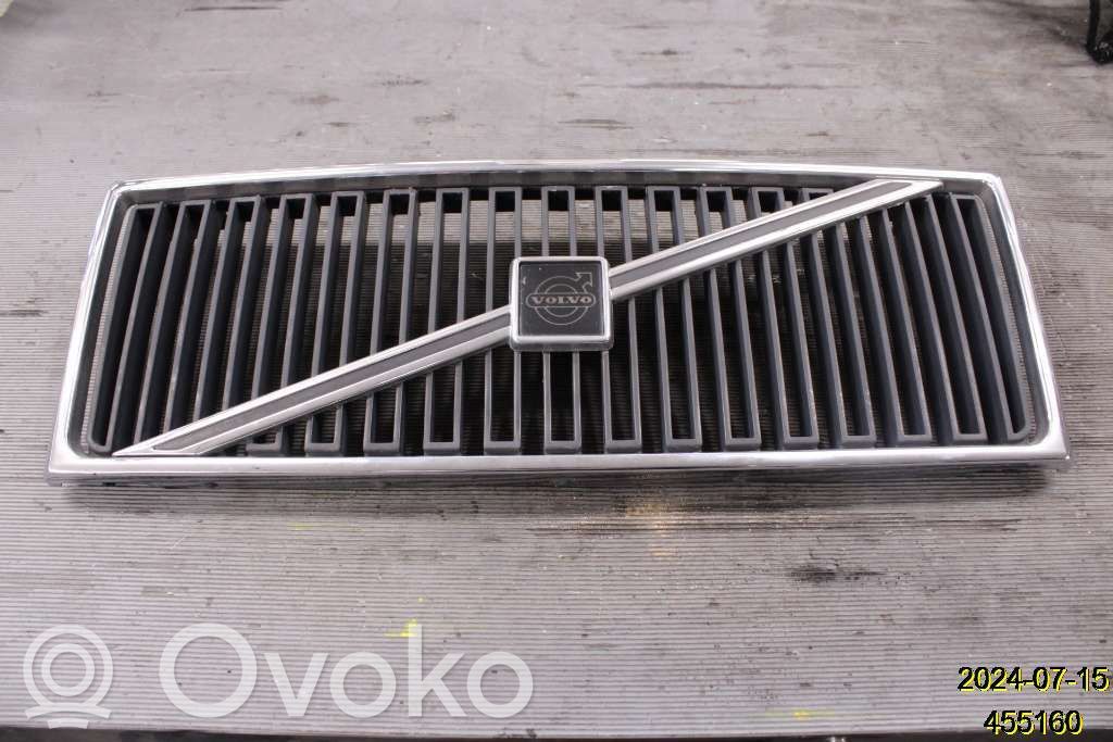 Volvo 740 Kratka dolna zderzaka przedniego 
