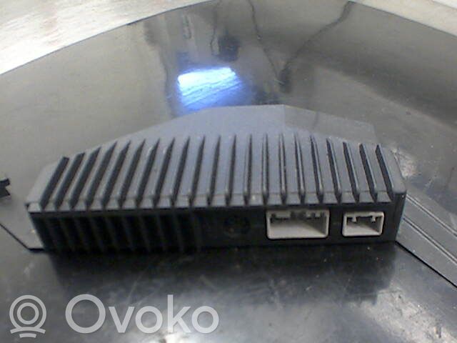 Volvo S60 Wzmacniacz audio 