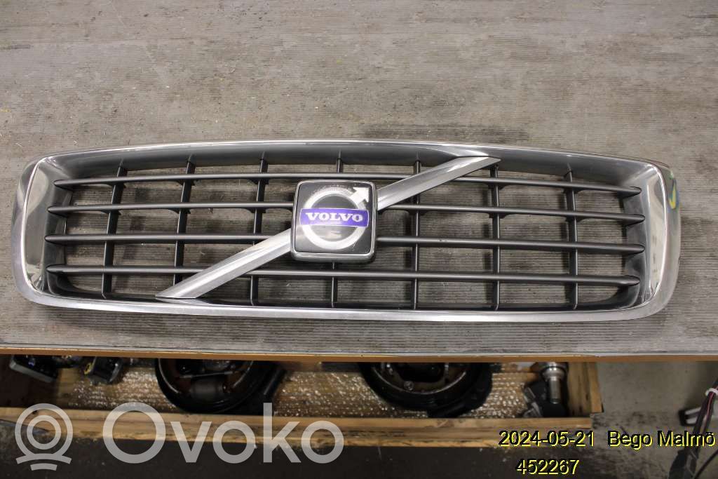 Volvo S80 Etupuskurin alempi jäähdytinsäleikkö 