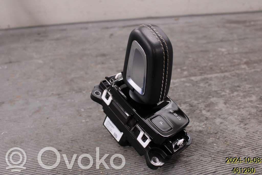 Volvo XC40 Gear shift cable linkage 