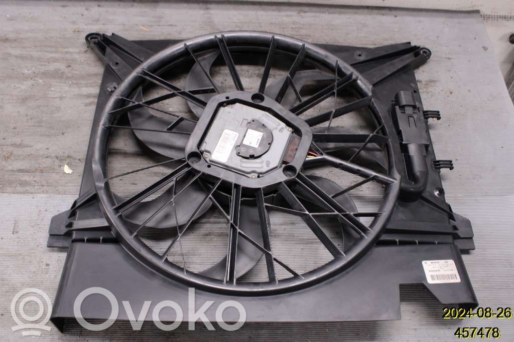 Volvo XC90 Elektrisks radiatoru ventilators 