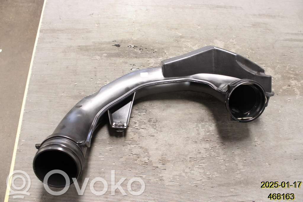 Volvo XC40 Schlauch / Leitung Ladeluftkühler 