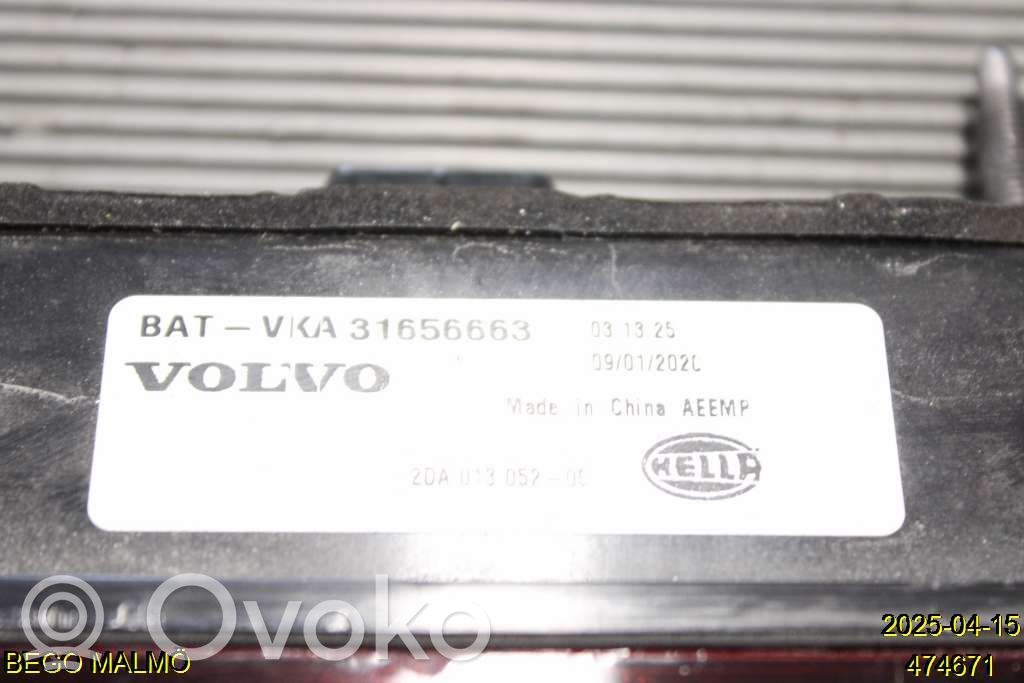 Volvo XC90 Third/center stoplight 