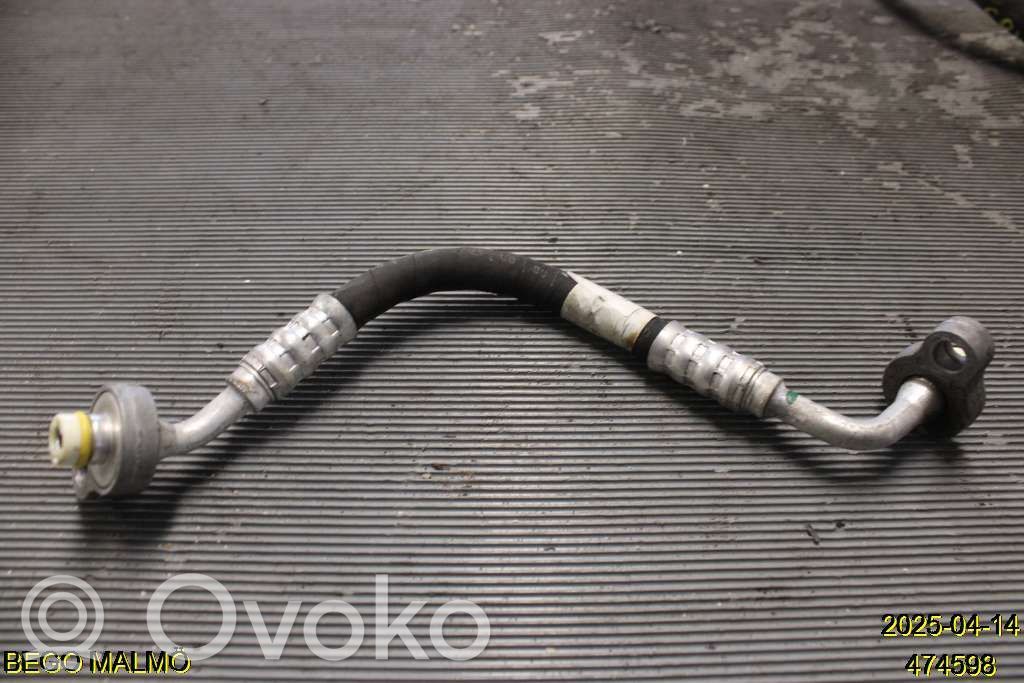 Volvo V40 Ilmastointilaitteen putki (A/C) 