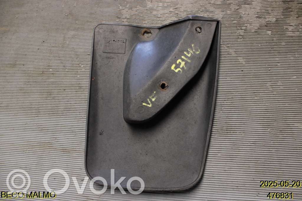 Volvo 940 Front mudguard 