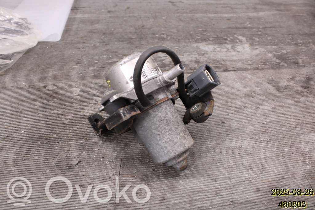 Volvo S80 Vacuum pump 