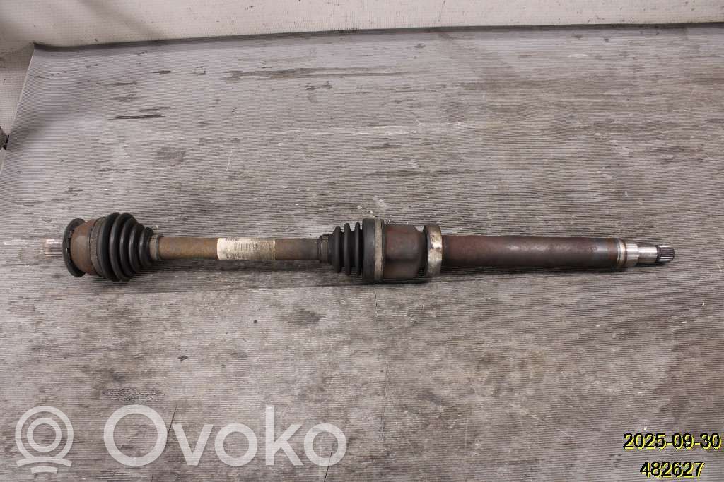 Volvo C30 Półoś przednia 