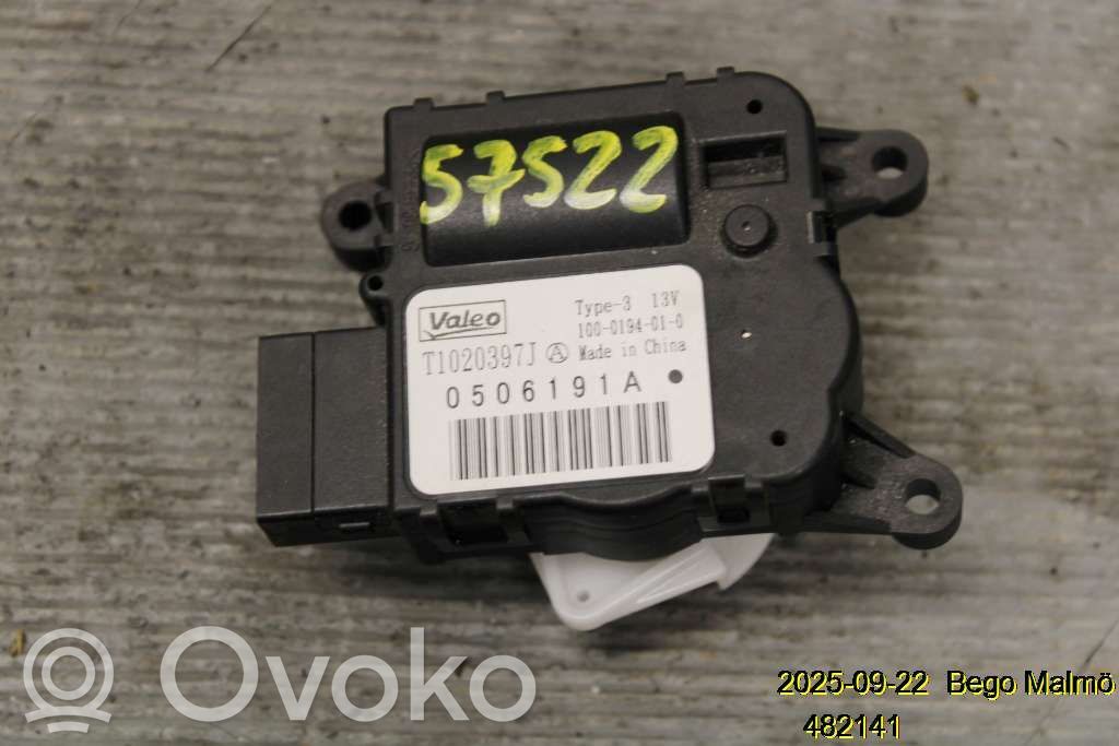 Renault Trafic III (X82) Actuator/motor clapetă debit aer A/C 