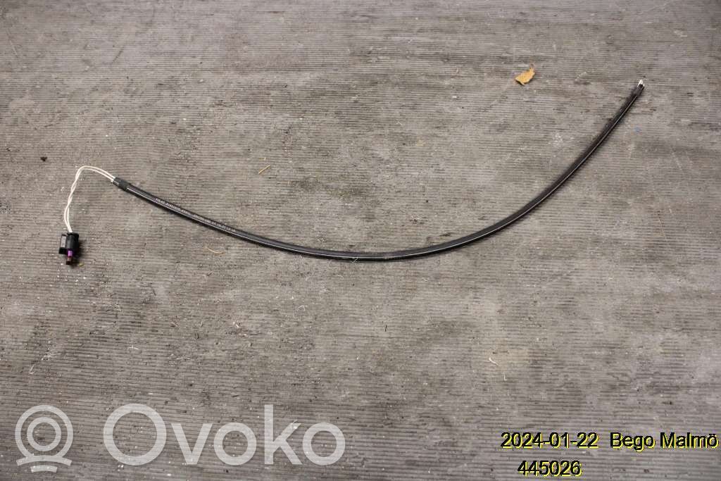 Volvo XC90 Tailgate/trunk strut/damper 