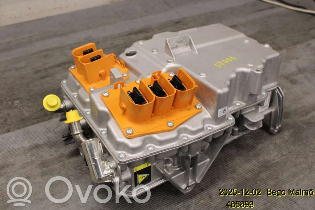 Inversor/convertidor de voltaje   36010904,32324795