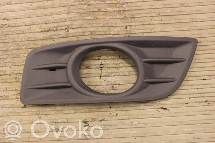 Volvo V50 Verkleidung Nebelscheinwerfer / Gitter vorne 