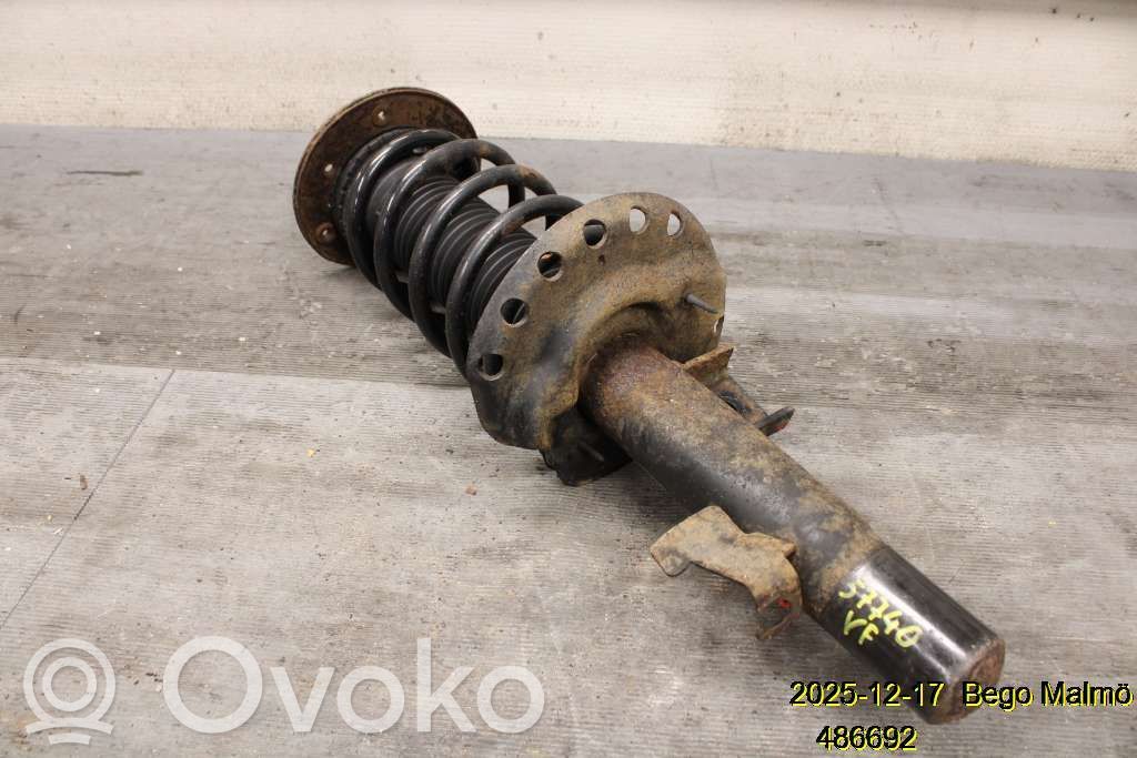 Volvo V70 Ansamblu amortizor cu arc față 