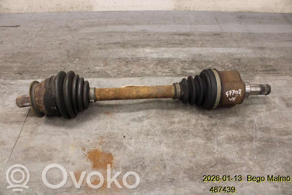 Etuvetoakseli   36002896