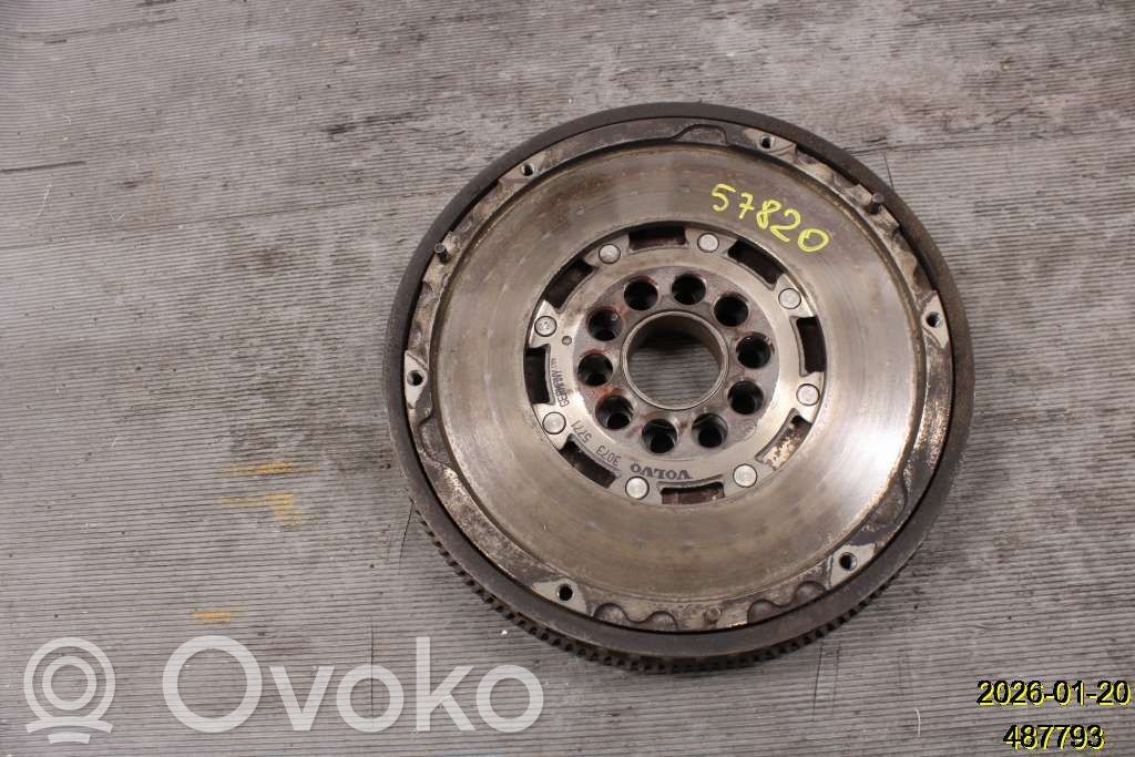 Volvo V70 Vauhtipyörä 