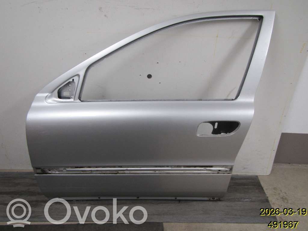 Puerta delantera   30796486