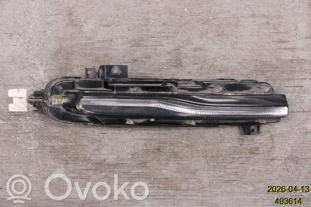 Front indicator light   31290579