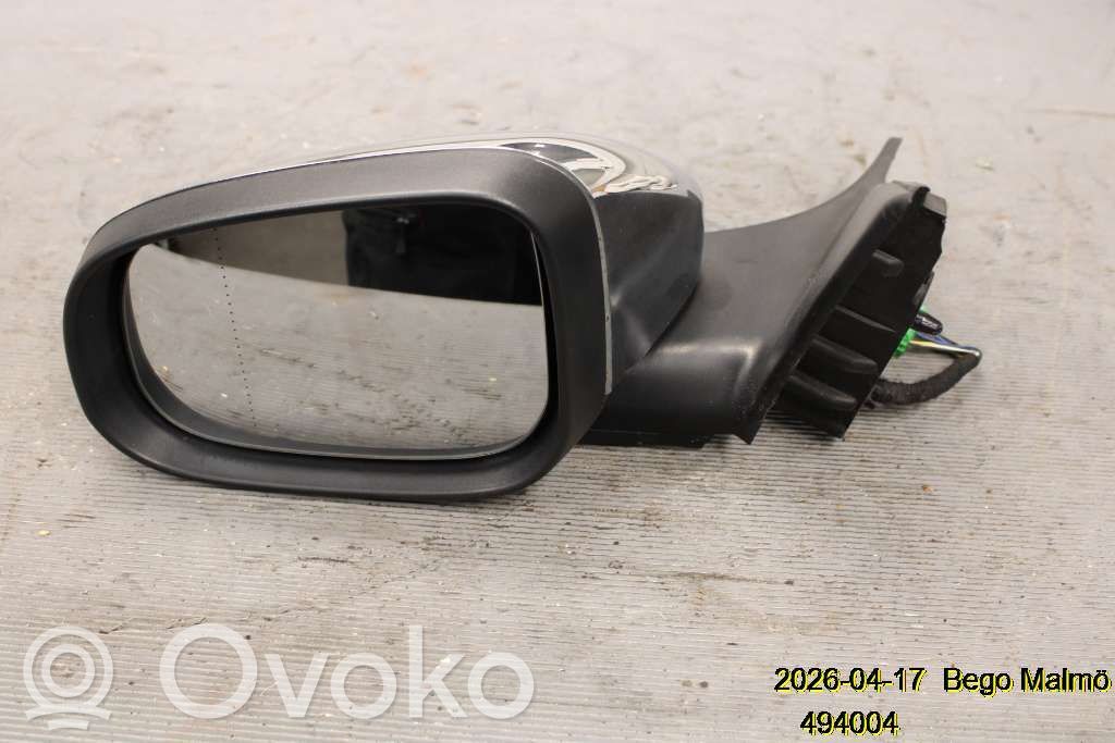 Volvo V70 Зеркало (управляемое электричеством) 