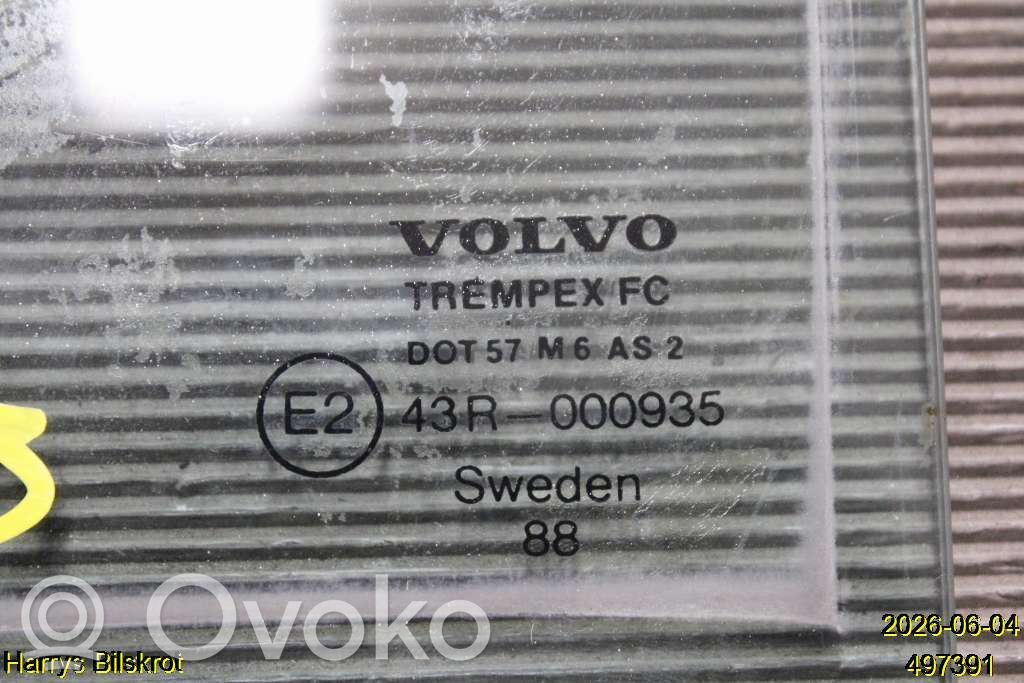 Volvo 940 Vidrio lateral trasero 