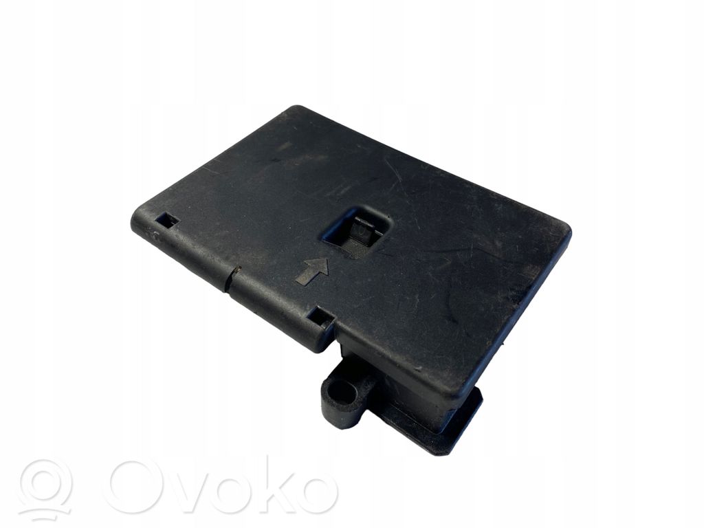 Audi Q7 4M Fuse module 