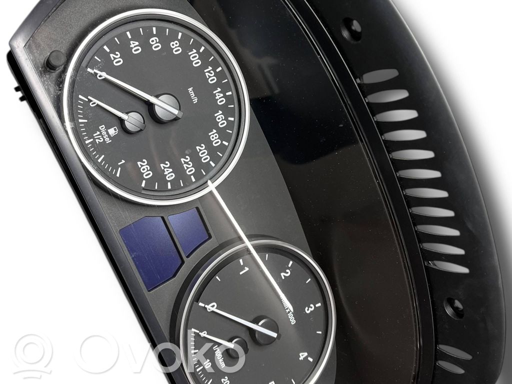 Clock   T1396,62109194889
